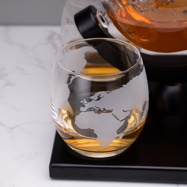 Set di decanter per whisky in  - Decanter Globe Set recensione e prezzo