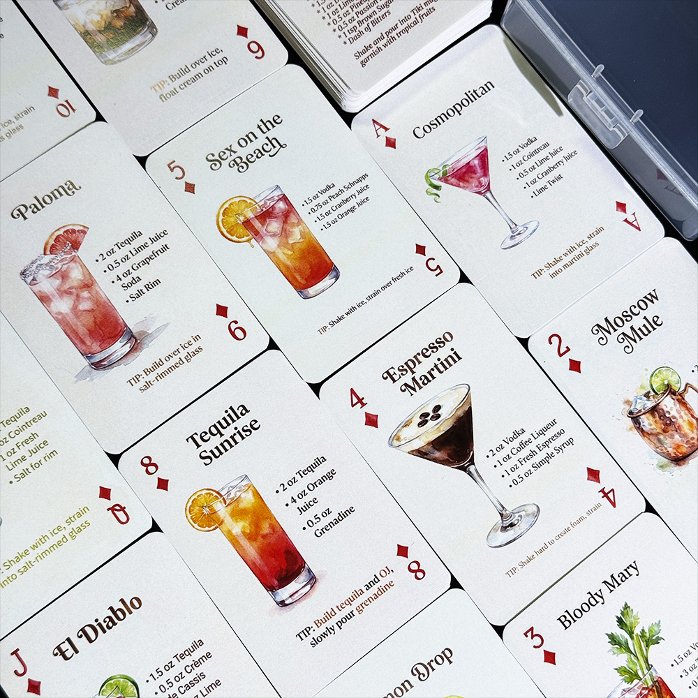 Set di 54 Carte da Gioco con R - Cocktail Recipe Book recensione e prezzo