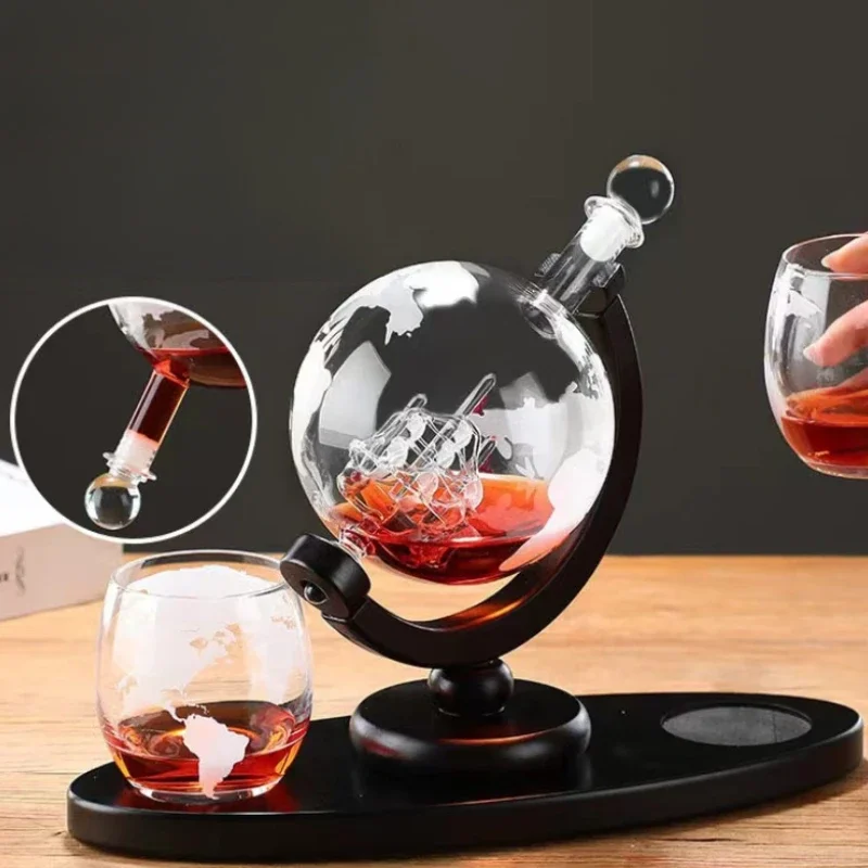 Set Decanter per Whisky a Form - Decanter Globe Set recensione e prezzo