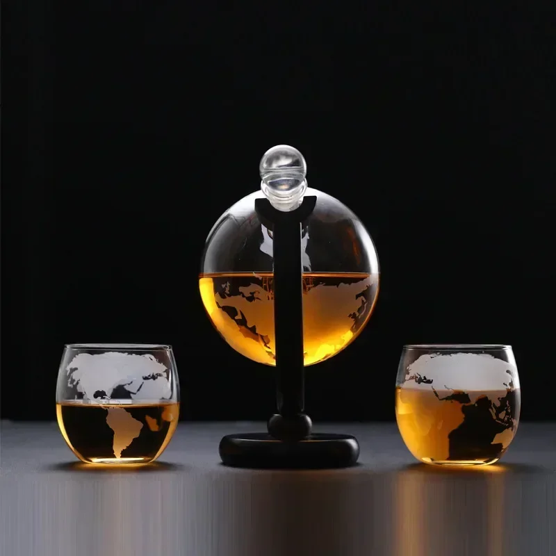 Set Decanter per Whisky a Form - Decanter Globe Set recensione e prezzo