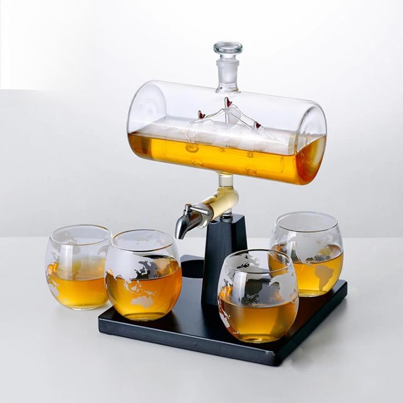 Decanter per whisky con forma  - Decanter Globe Set recensione e prezzo