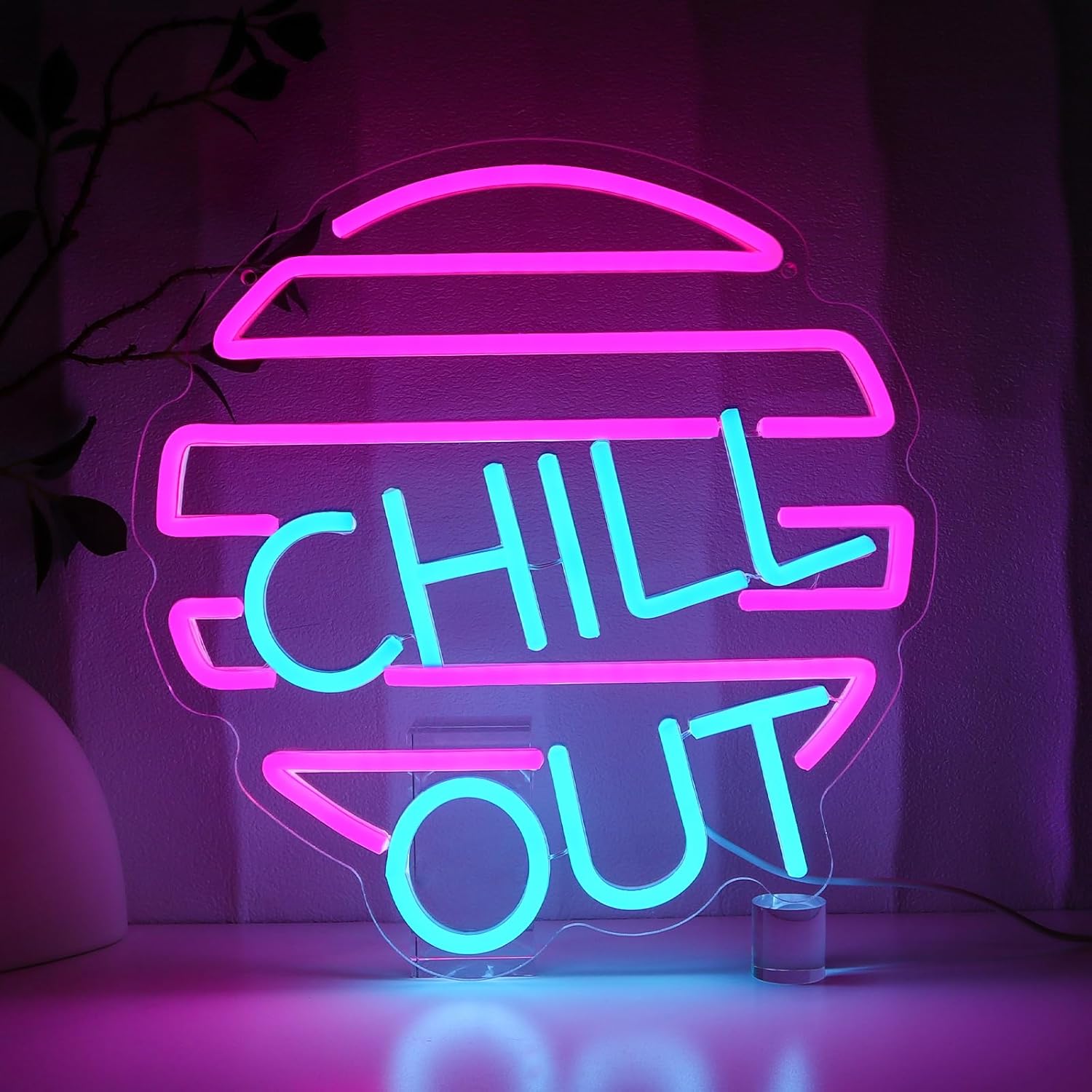Chill Out insegna al Neon per  - Home Bar Lounge recensione e prezzo