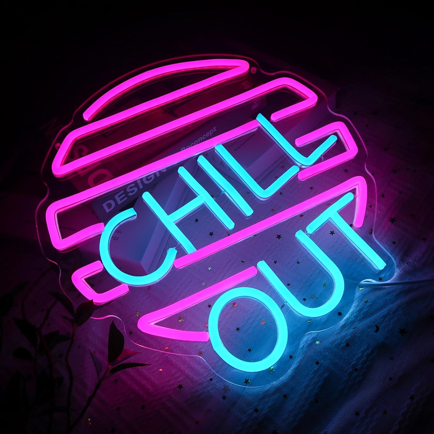 Chill Out insegna al Neon per  - Home Bar Lounge recensione e prezzo